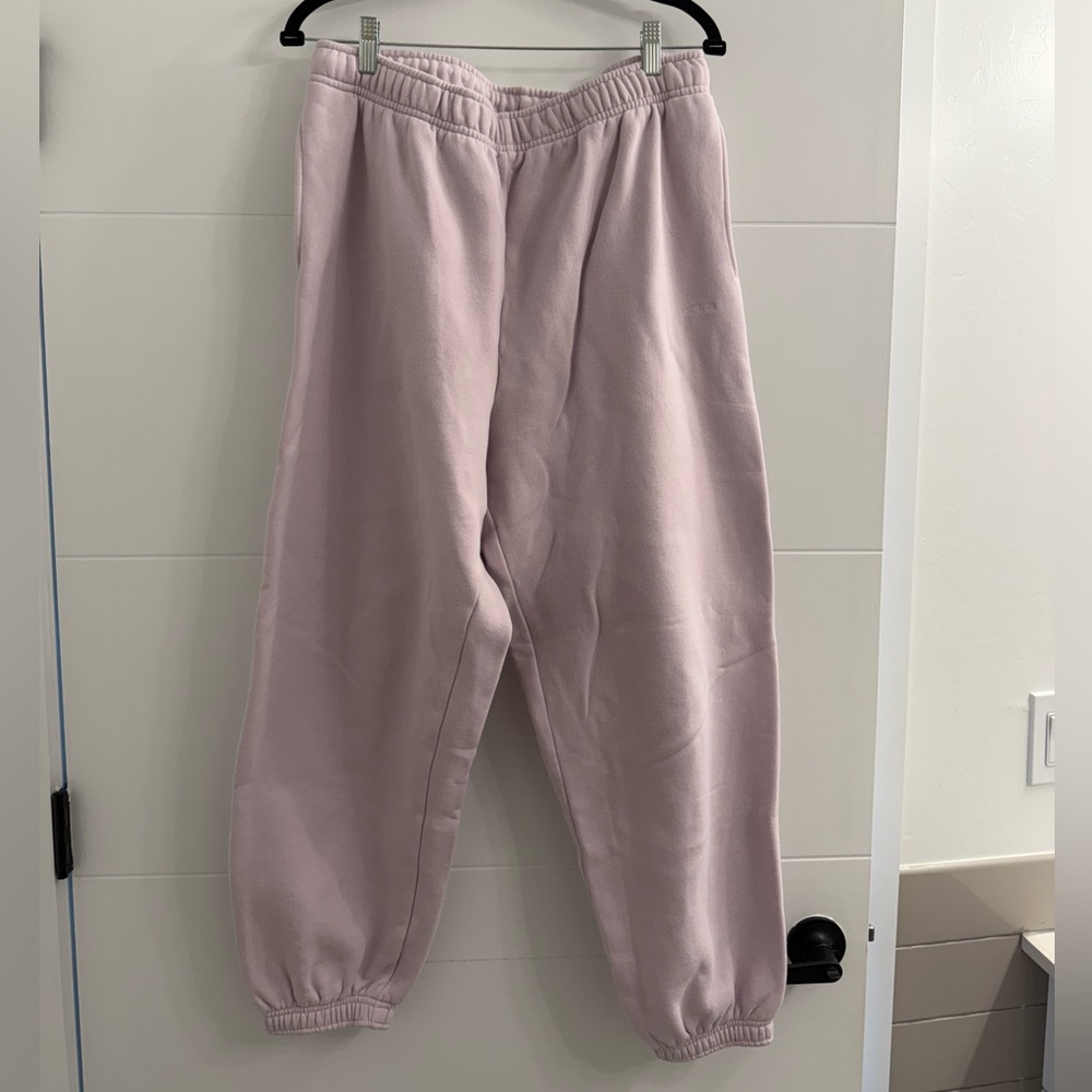 Aritzia Cozy Sweatfleece Mega Jogger - Picture 3 of 6